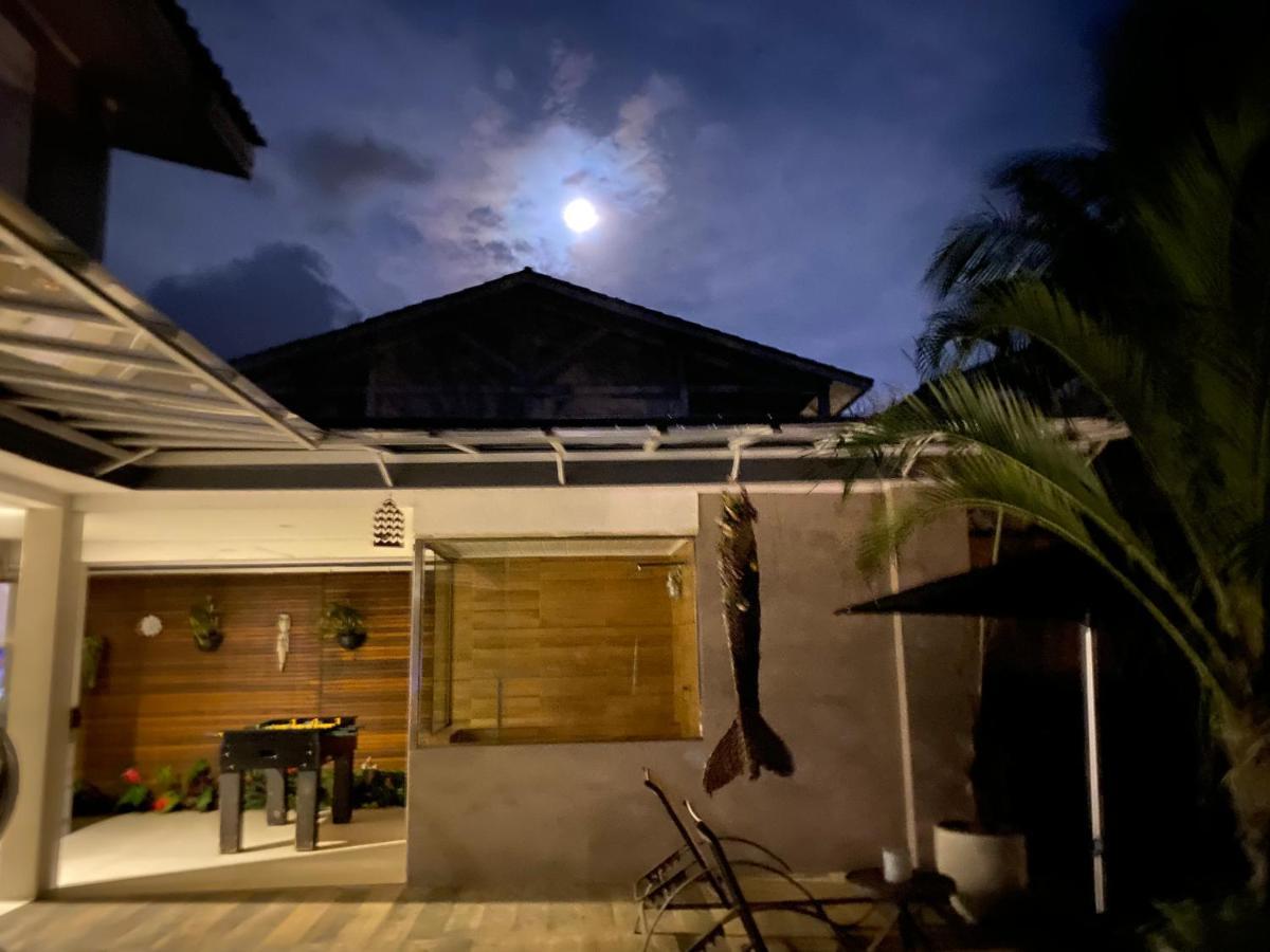 ماريسياز Waves Guest House المظهر الخارجي الصورة